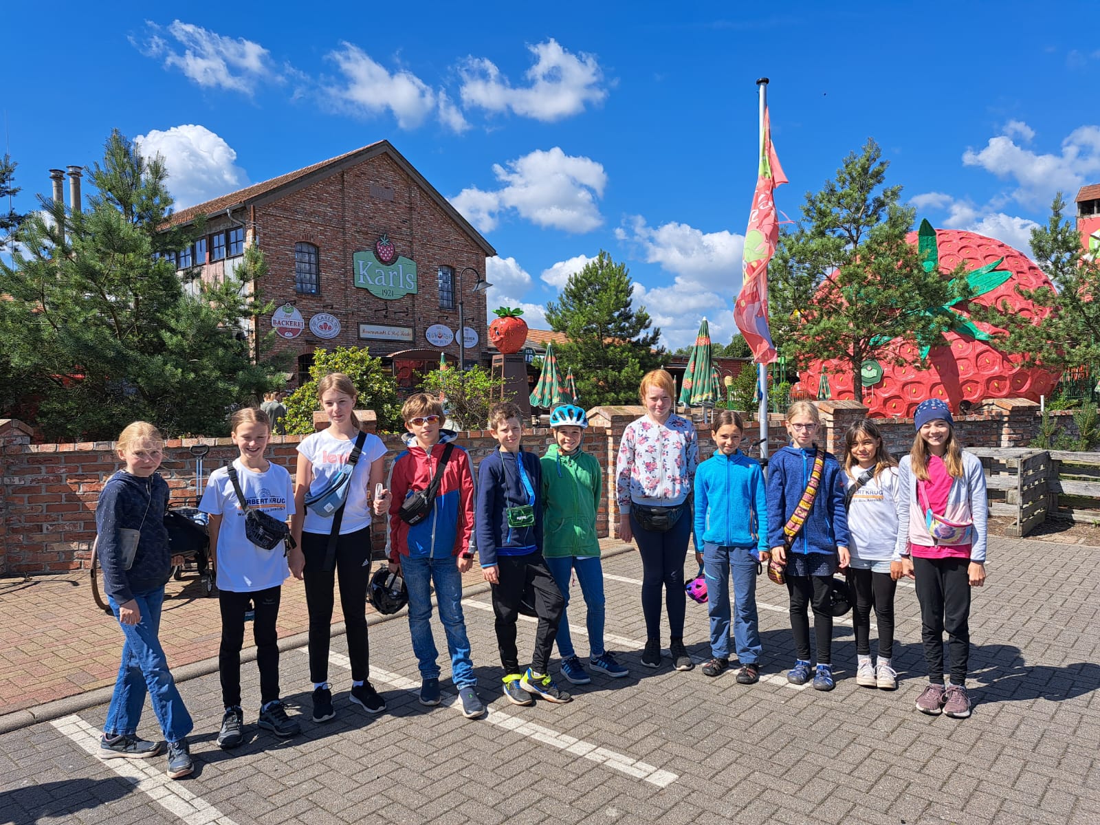 Unsere Abenteuer-Radtour für Schüler ab der 4. Klasse an die Ostsee vom 22.06. bis 06.07.2024.